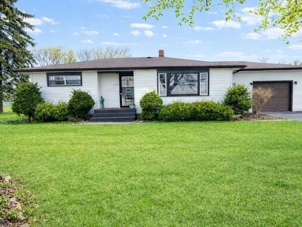 12310 Price Road, Hebron, IL 60034