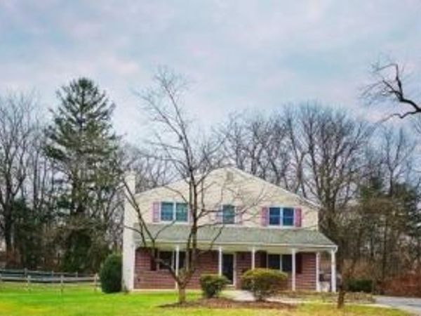 1385 BITTERSWEET LANE, WEST CHESTER, PA 19380
