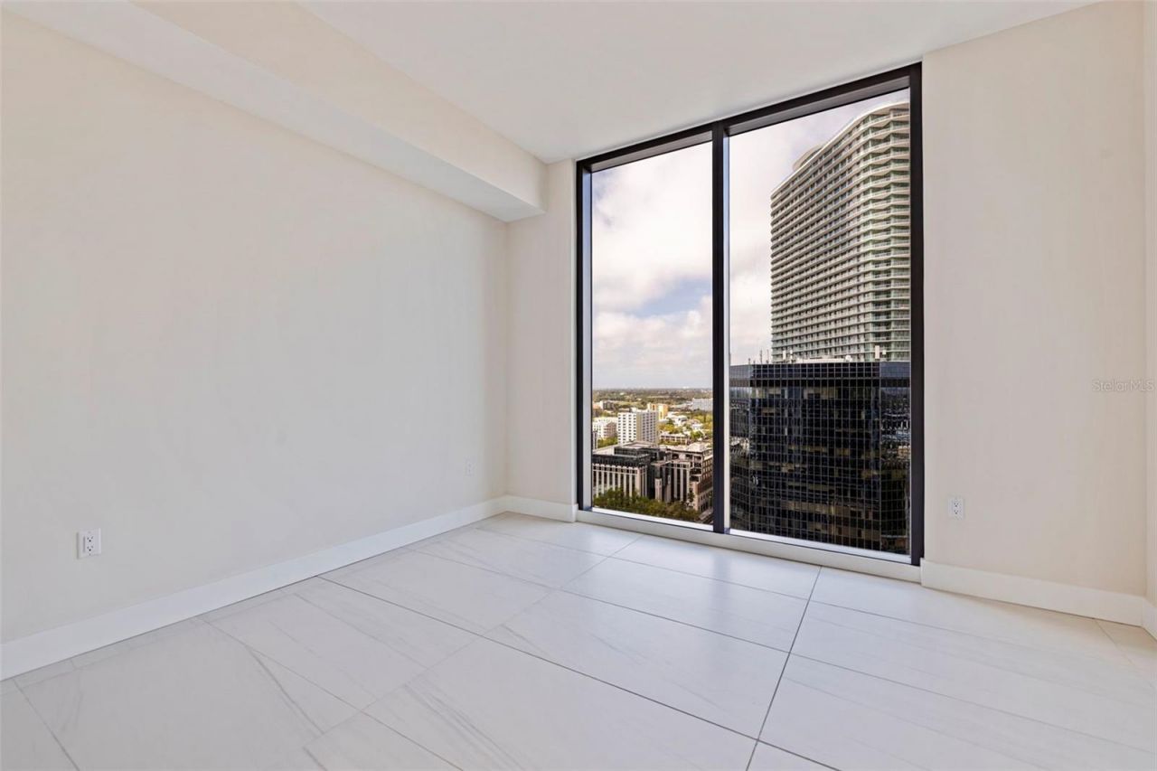 275 1st Avenue S, Unit 2201, Saint Petersburg, FL 33701 Photo