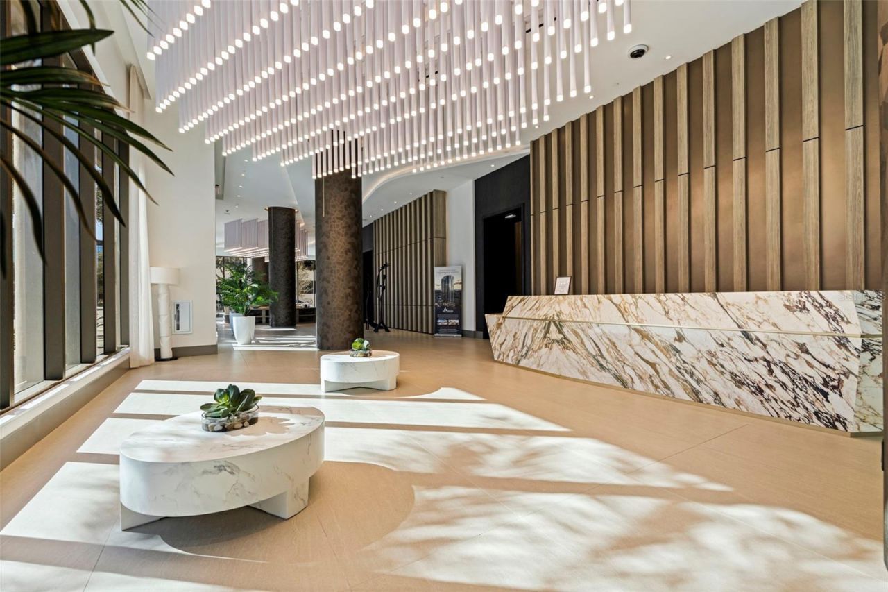 275 1st Avenue S, Unit 2201, Saint Petersburg, FL 33701 Photo