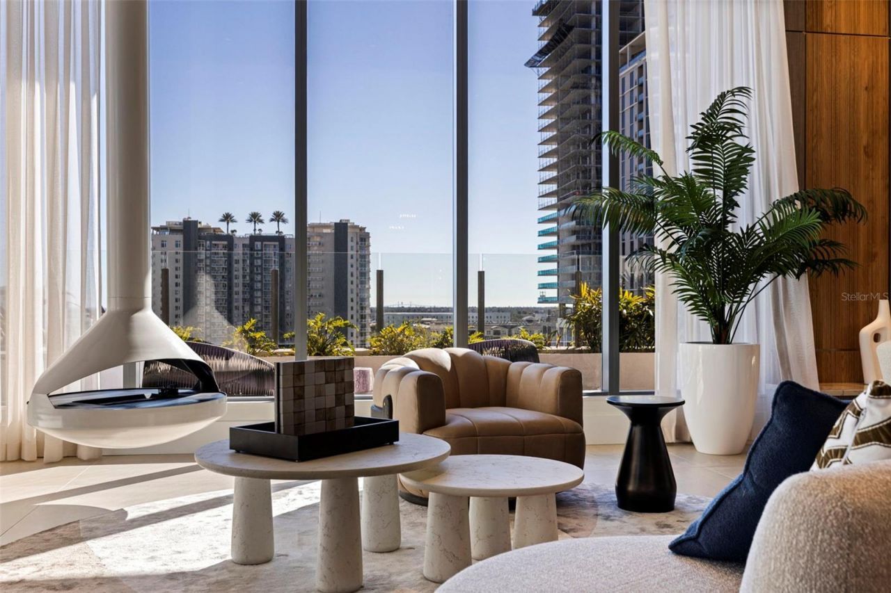 275 1st Avenue S, Unit 2201, Saint Petersburg, FL 33701 Photo