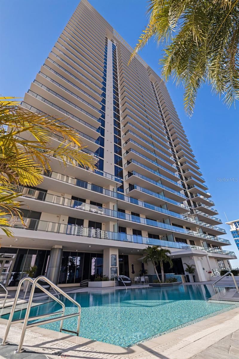 275 1st Avenue S, Unit 2201, Saint Petersburg, FL 33701 Photo