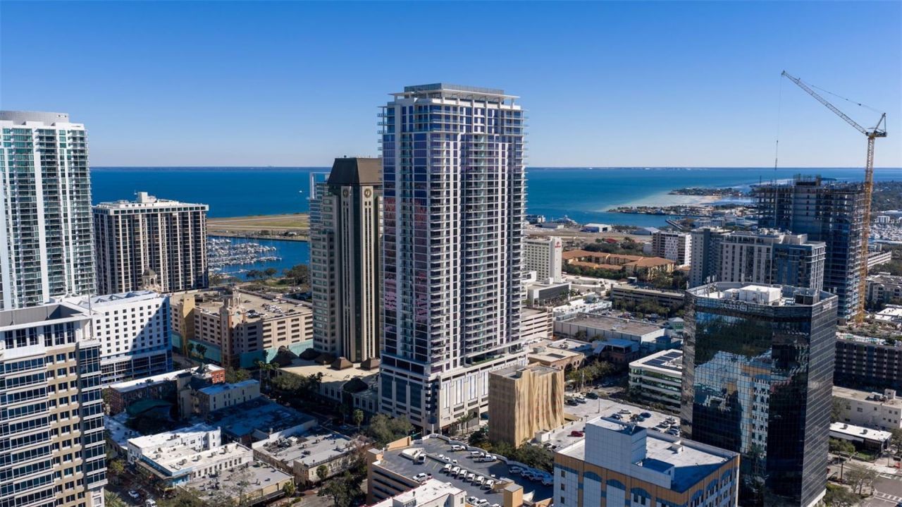 275 1st Avenue S, Unit 2201, Saint Petersburg, FL 33701 Photo