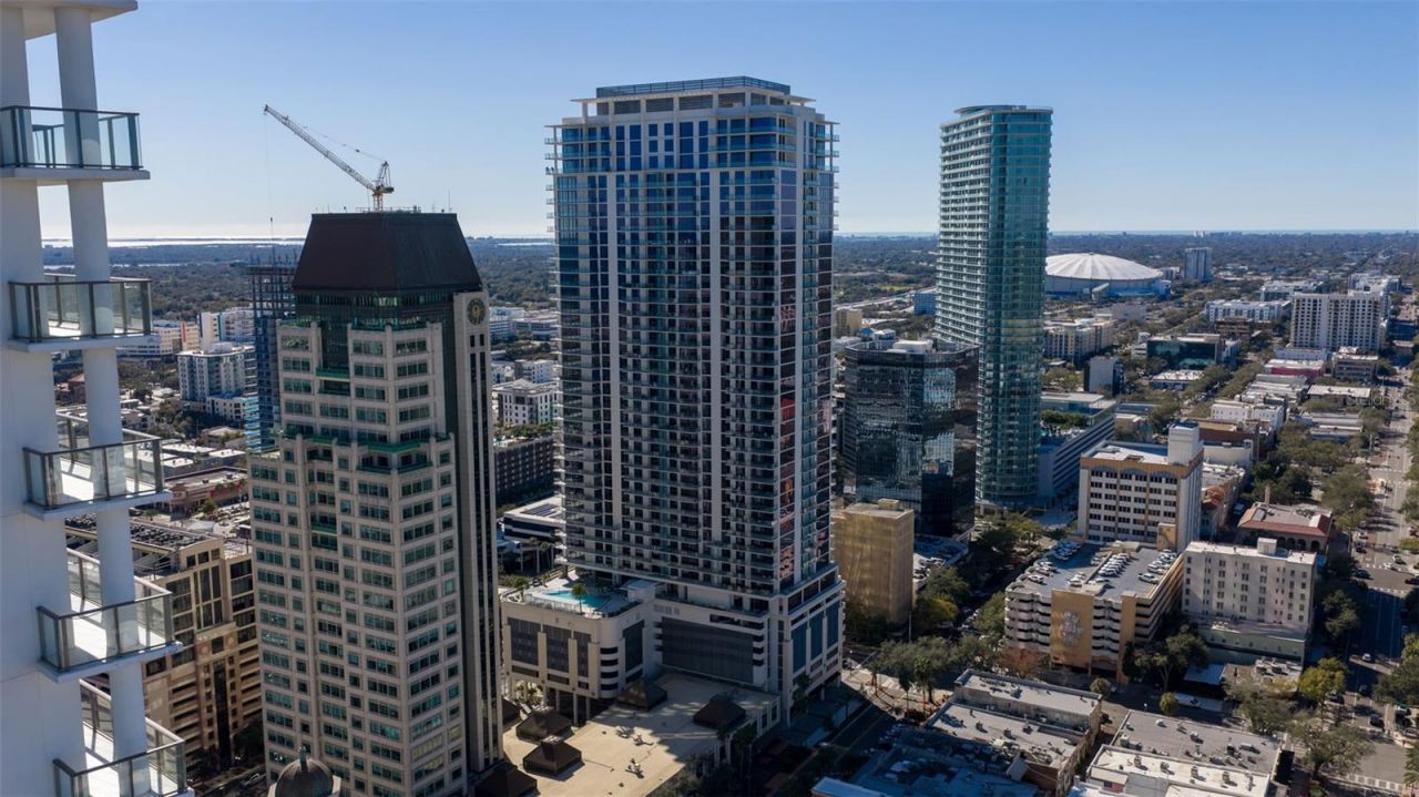 275 1st Avenue S, Unit 2201, Saint Petersburg, FL 33701 Photo