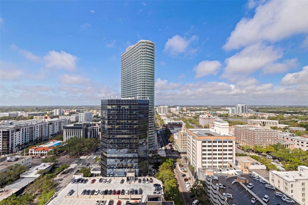 275 1st Avenue S, Unit 2201, Saint Petersburg, FL 33701 Photo