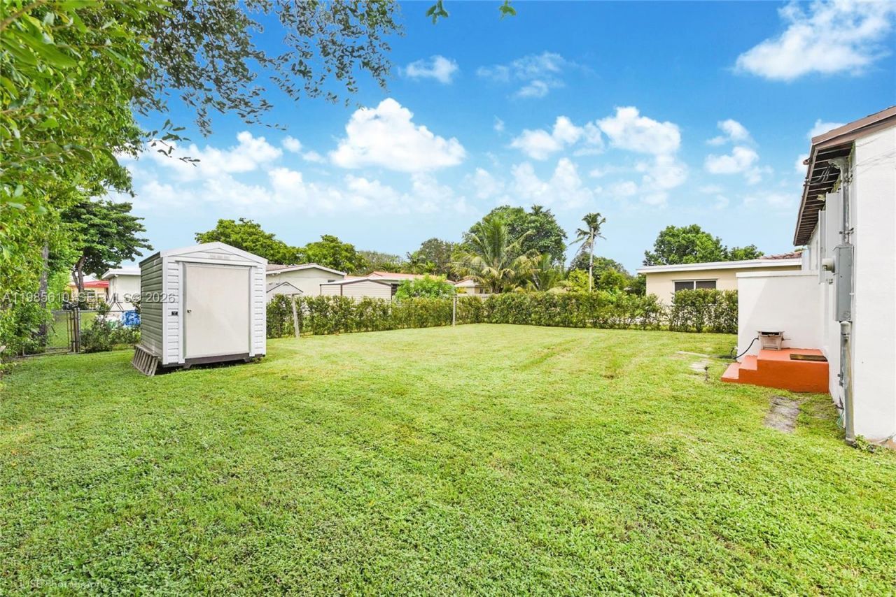 6457 SW 10th St , West Miami, FL 33144 Photo