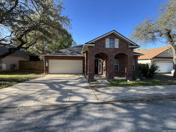 30 Amber Forest, Hollywood Park, TX 78232