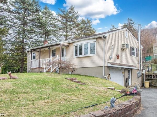 232 State Rt 94, Vernon, NJ 07462