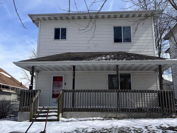 716 S 5Th Street, Burlington, IA 52601