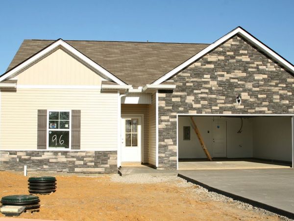 1226 Euclid Drive, Murfreesboro, TN 37127