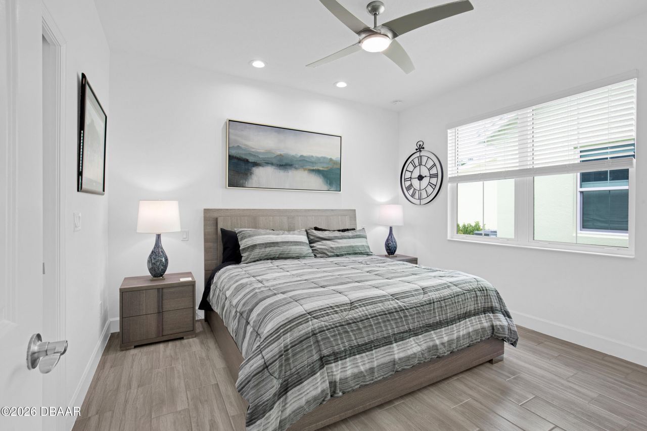 243 Hang Loose Way, Daytona Beach, FL 32124 Photo