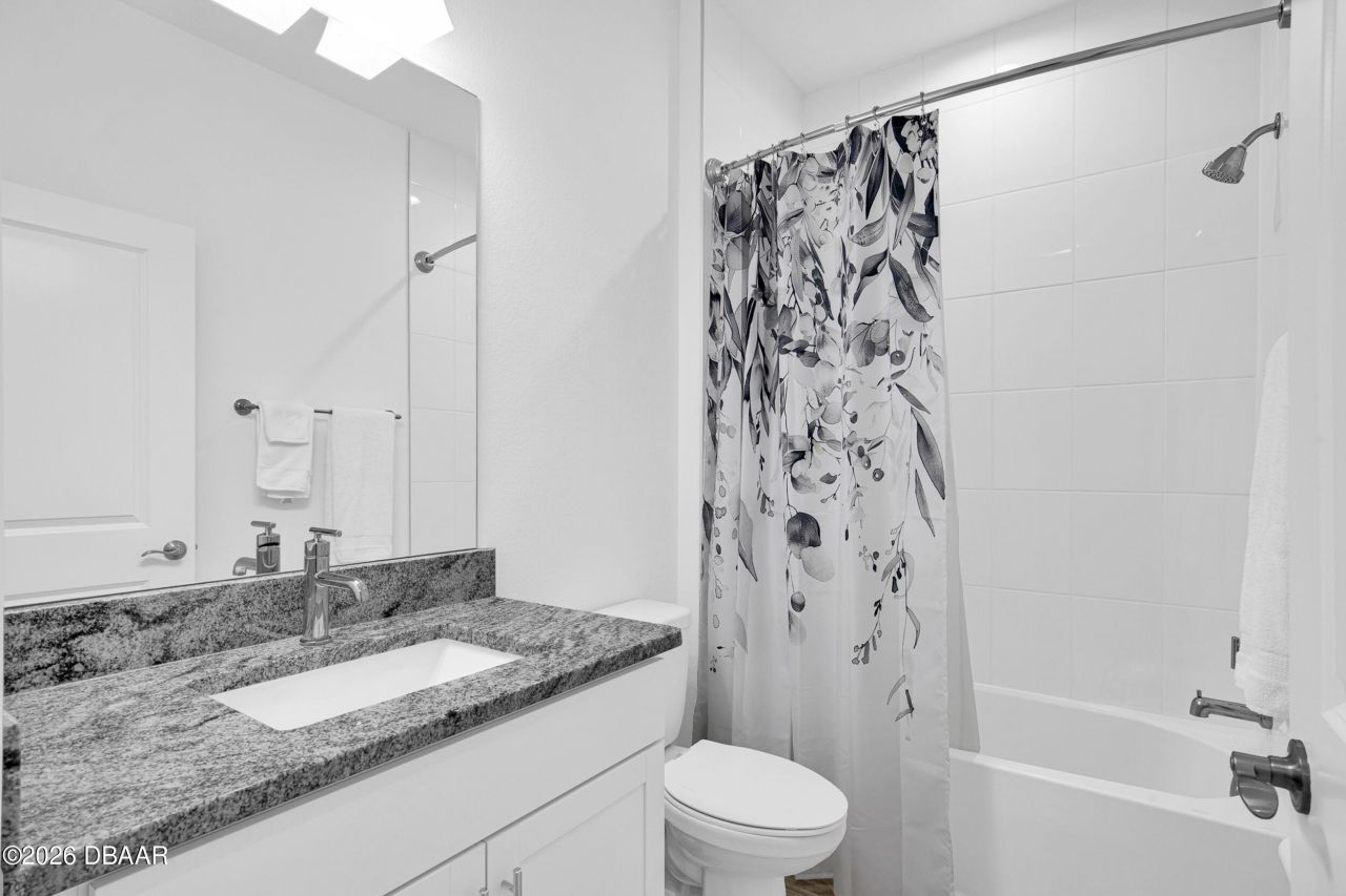 243 Hang Loose Way, Daytona Beach, FL 32124 Photo