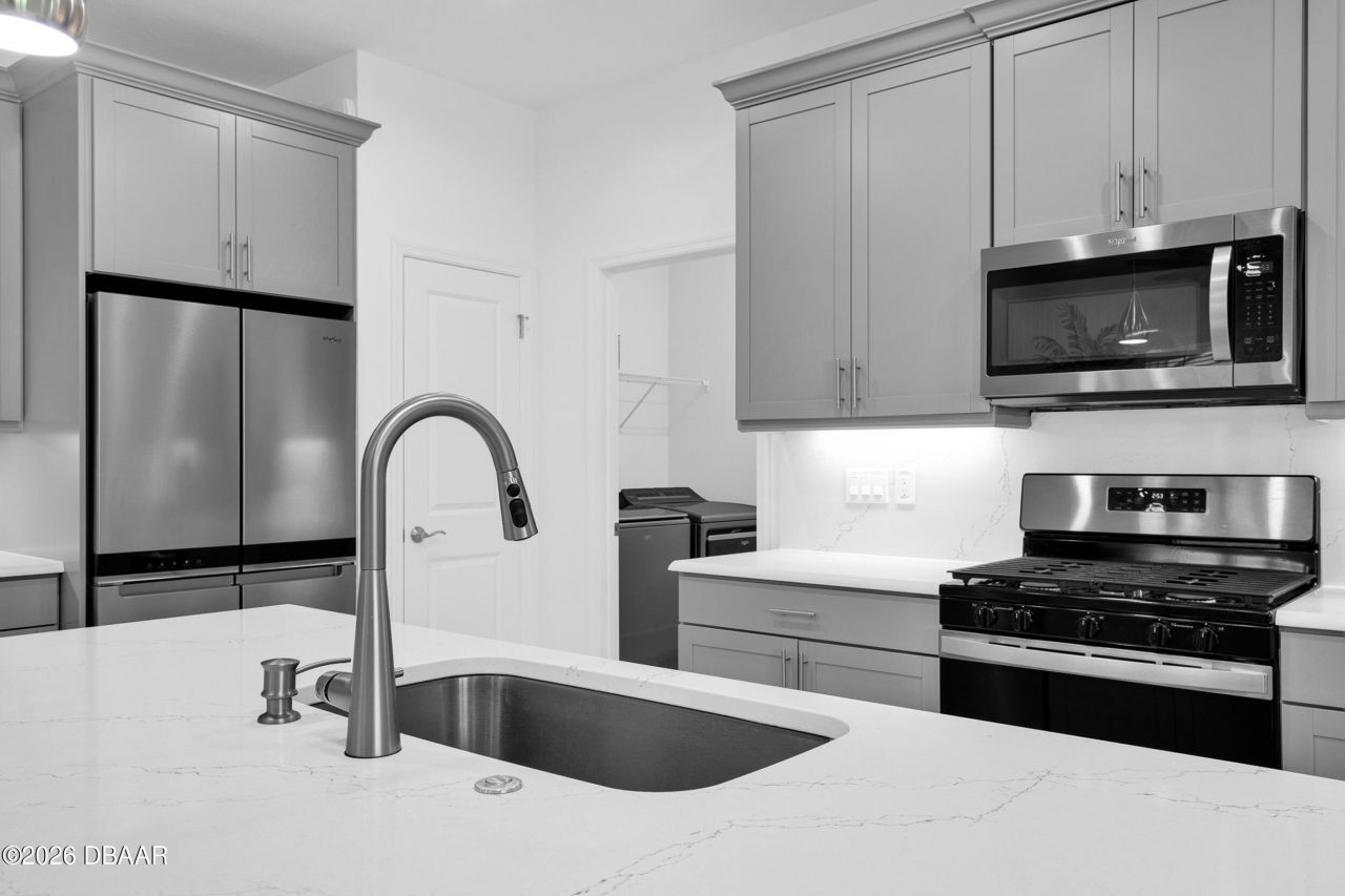 243 Hang Loose Way, Daytona Beach, FL 32124 Photo