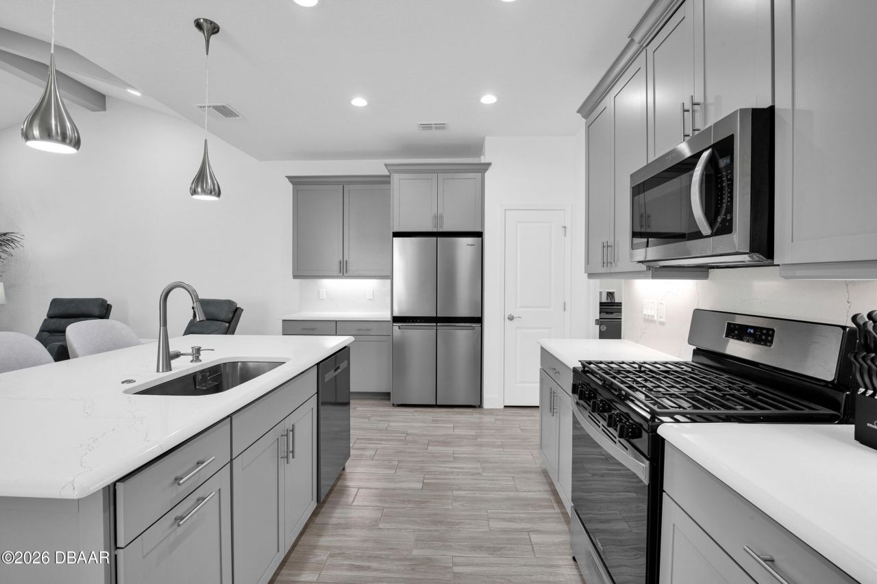 243 Hang Loose Way, Daytona Beach, FL 32124 Photo