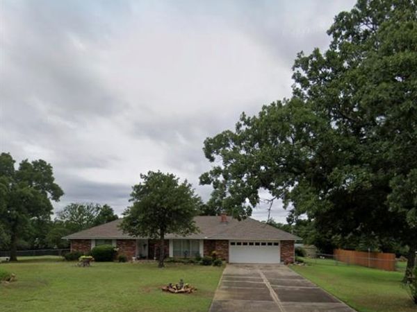 1765 E Circle Drive, Choctaw, OK 73020