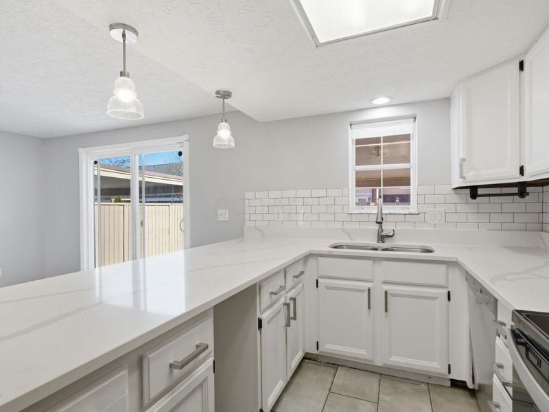 5109 Ranstead Court, Unit 9, Columbus, OH 43220 Photo 20