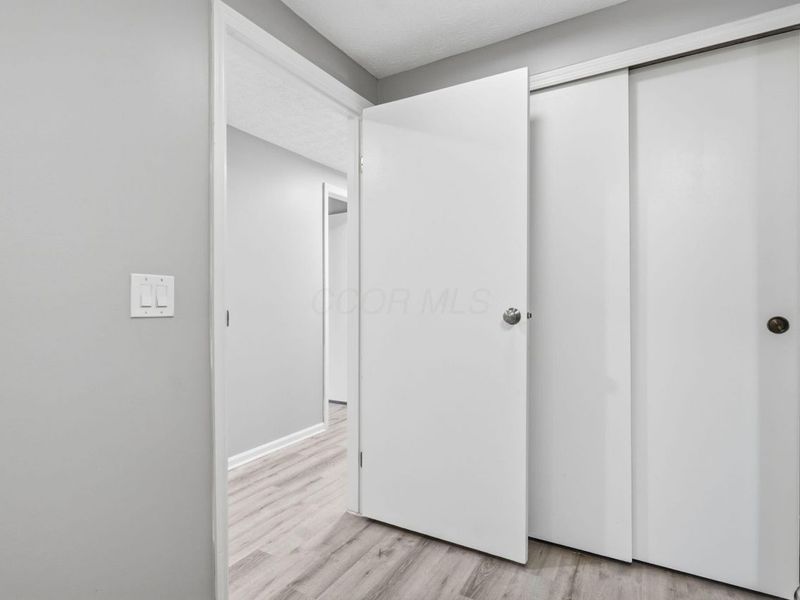 5109 Ranstead Court, Unit 9, Columbus, OH 43220 Photo 27