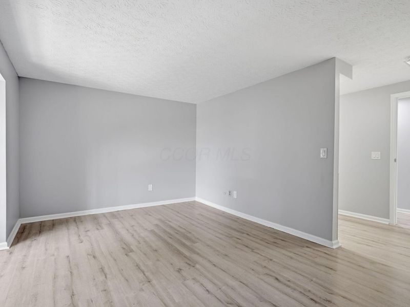 5109 Ranstead Court, Unit 9, Columbus, OH 43220 Photo 30