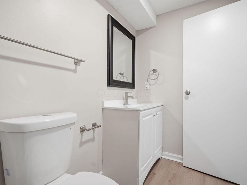 5109 Ranstead Court, Unit 9, Columbus, OH 43220 Photo 33