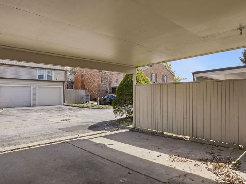 5109 Ranstead Court, Unit 9, Columbus, OH 43220 Photo 47