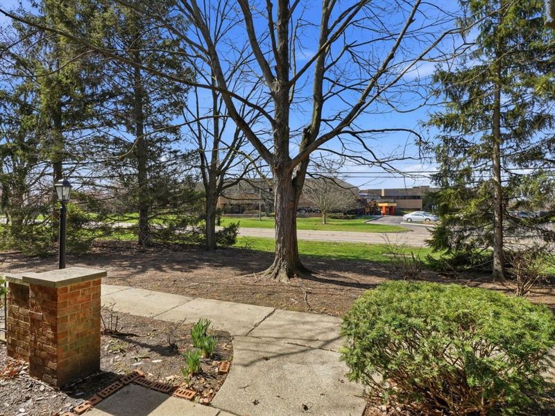 5109 Ranstead Court, Unit 9, Columbus, OH 43220 Photo 5