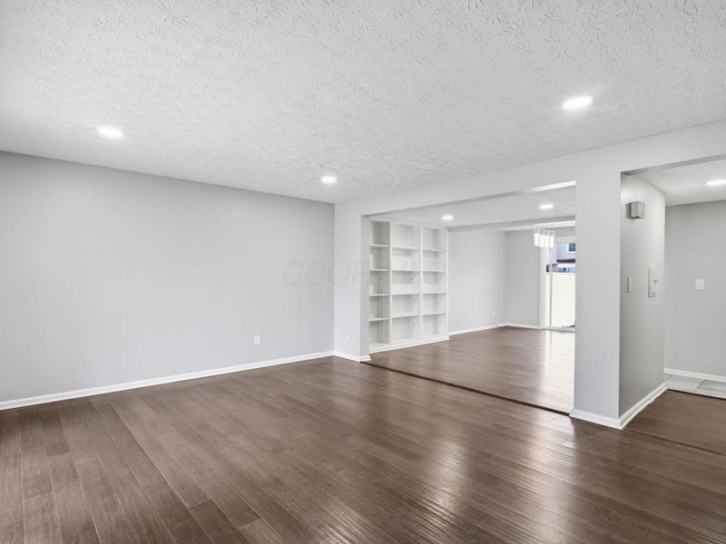 5109 Ranstead Court, Unit 9, Columbus, OH 43220 Photo 6