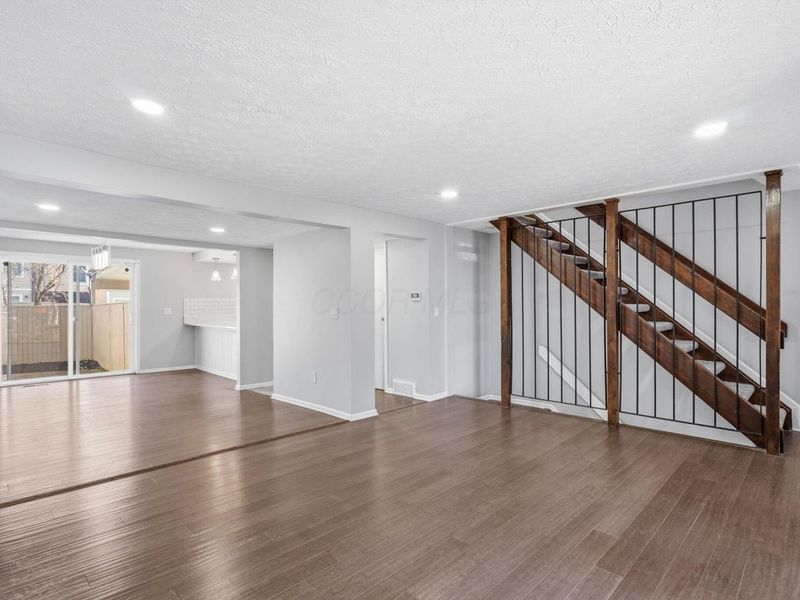 5109 Ranstead Court, Unit 9, Columbus, OH 43220 Photo 8