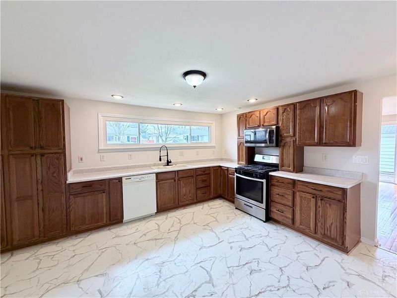 856 Eichelberger Drive, Urbana, OH 43078 Photo 7