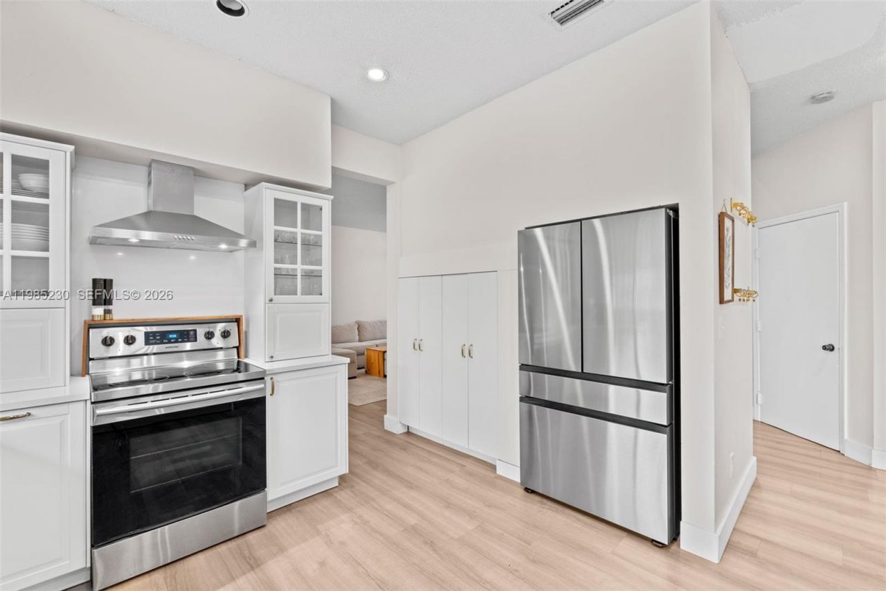 2832 Cayenne Ave , Cooper City, FL 33026 Photo