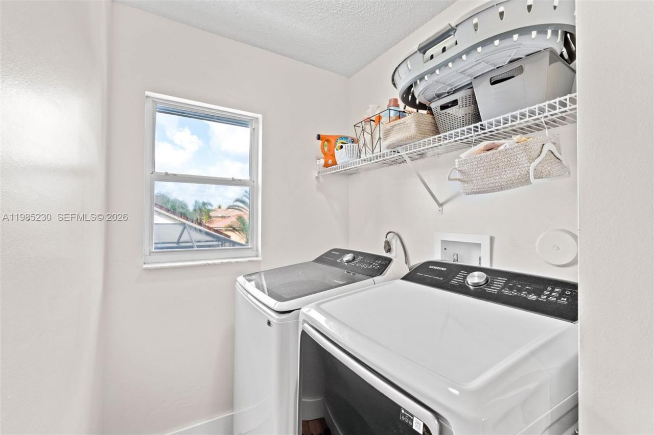 2832 Cayenne Ave , Cooper City, FL 33026 Photo