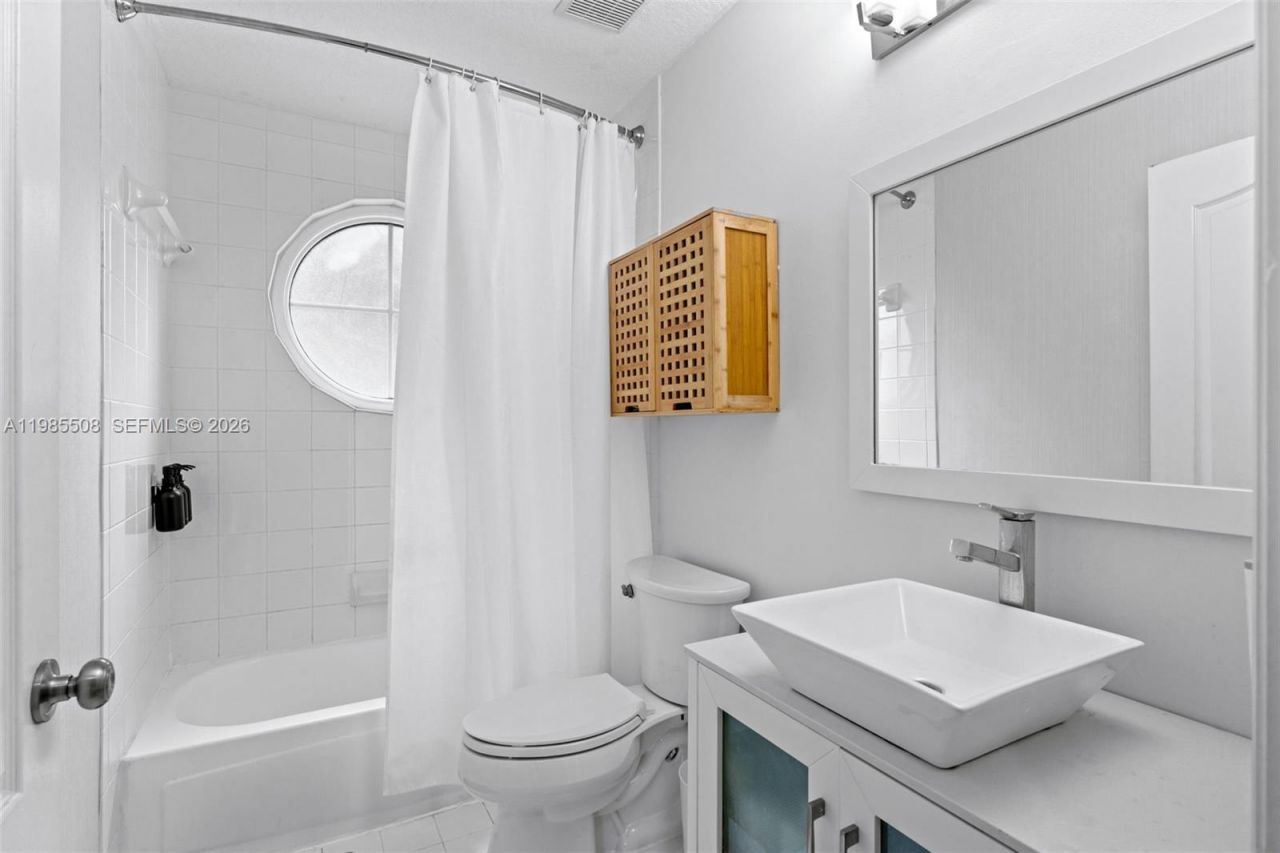 2590 N Rampart Way N , Cooper City, FL 33026 Photo