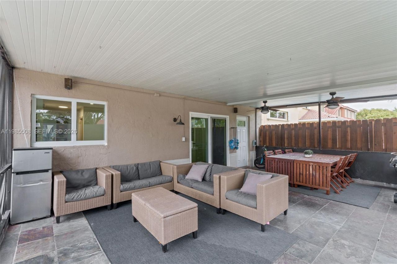 2590 N Rampart Way N , Cooper City, FL 33026 Photo