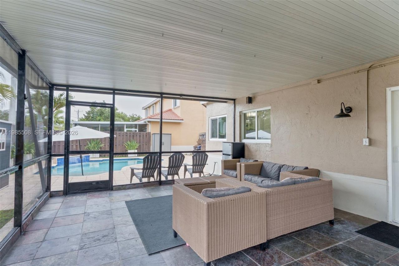 2590 N Rampart Way N , Cooper City, FL 33026 Photo