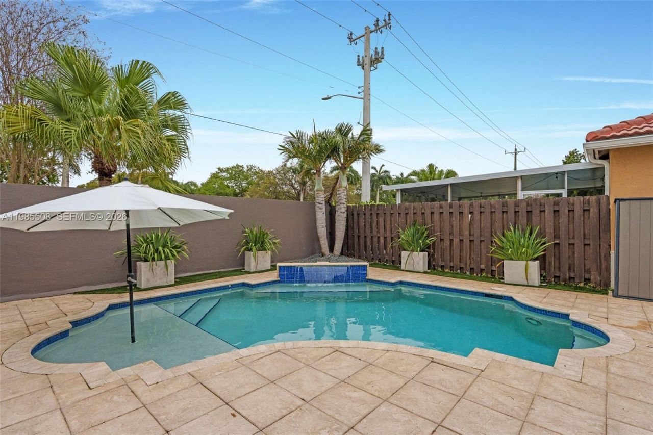 2590 N Rampart Way N , Cooper City, FL 33026 Photo