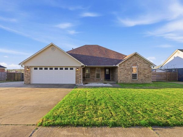 19 Cardinal Way, Vilonia, AR 72173
