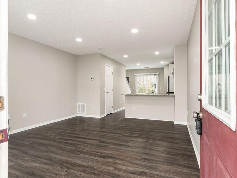 6018 Brice Park Drive, Unit 17C, Canal Winchester, OH 43110 Photo 6