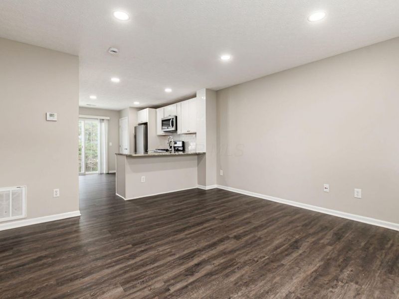 6018 Brice Park Drive, Unit 17C, Canal Winchester, OH 43110 Photo 8