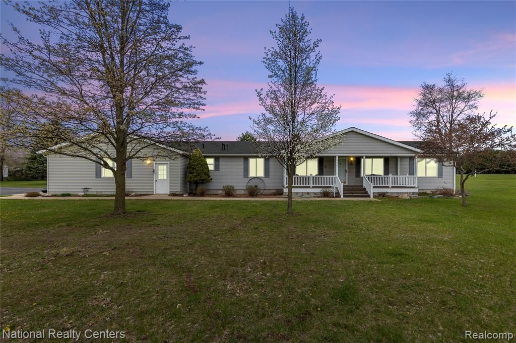 880 West Avenue, Big Rapids Township, MI 49307 Main Photo