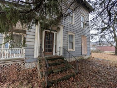 10 E Main Street, Canisteo, NY 14823