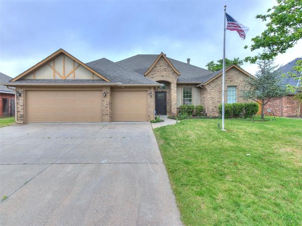 13161 Red Oak Drive, Choctaw, OK 73020