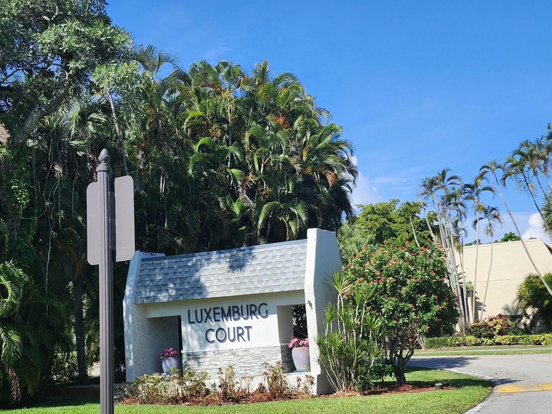 4483 Luxemburg Court, Unit 201, Lake Worth, FL 33467 Photo