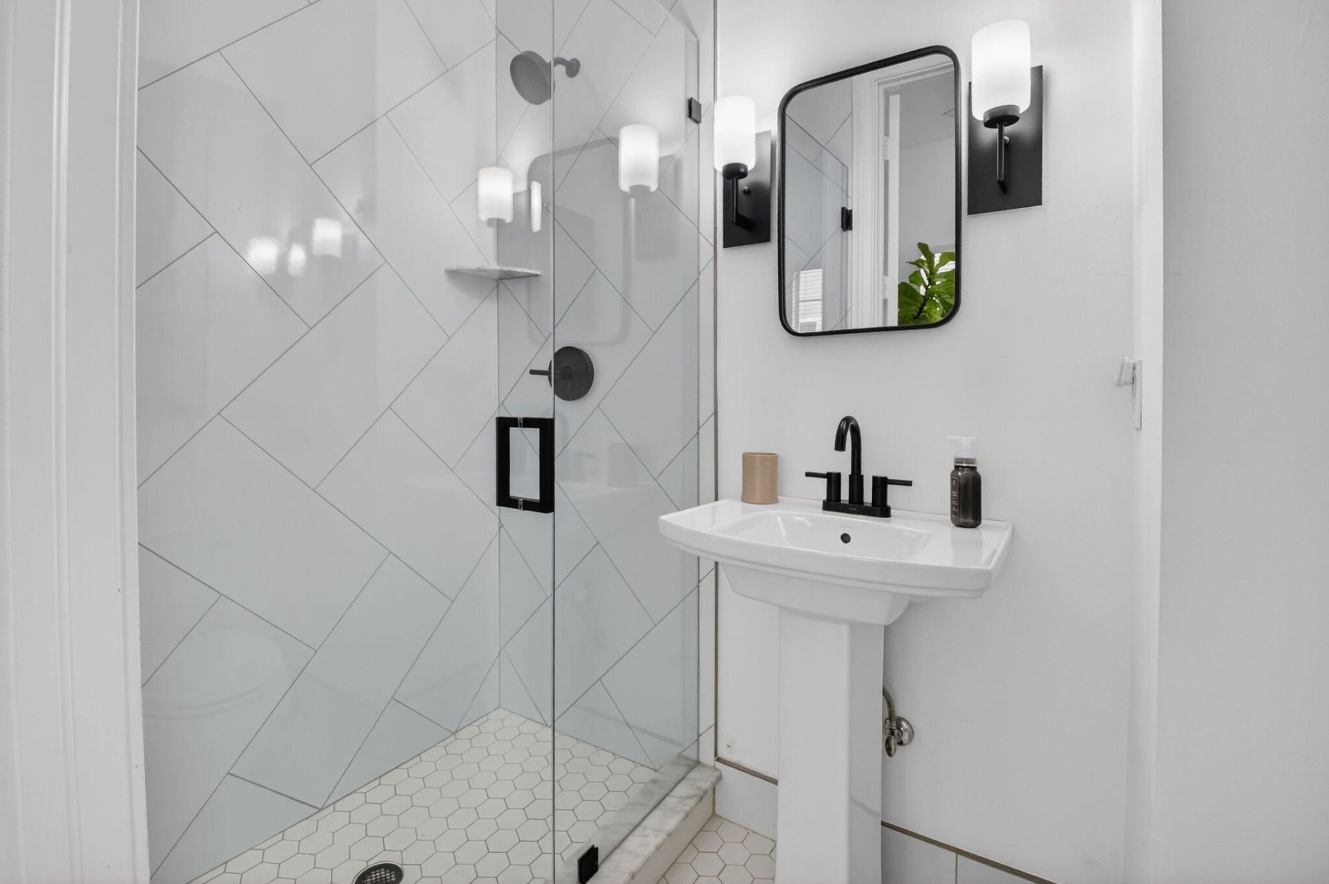 180 NE 6th Avenue, Delray Beach, FL 33483 Photo