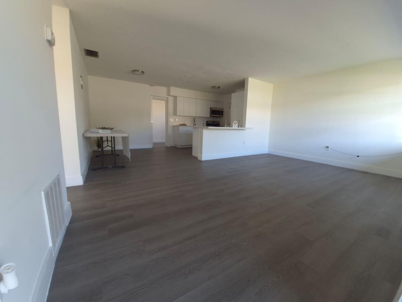 9040 NW 26th Place, Sunrise, FL 33322 Photo