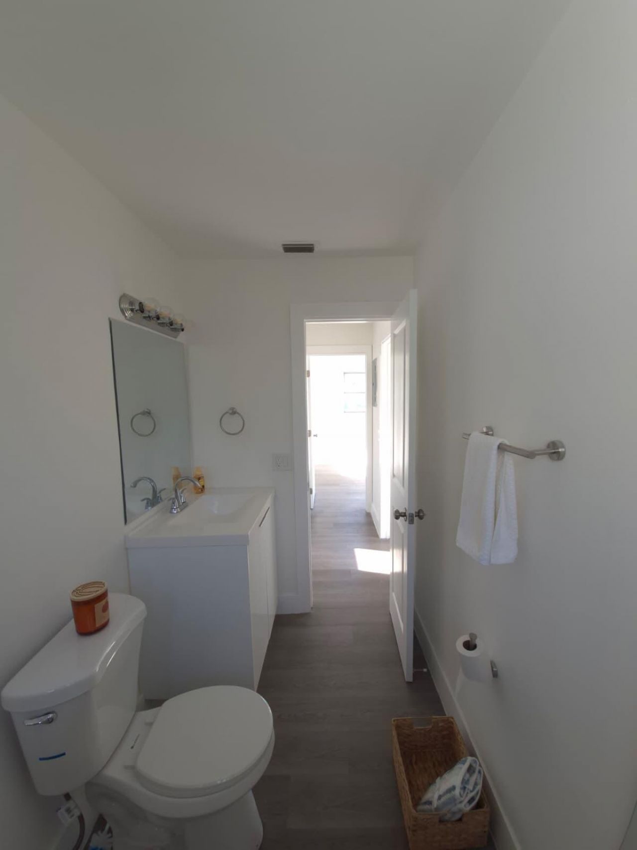 9040 NW 26th Place, Sunrise, FL 33322 Photo