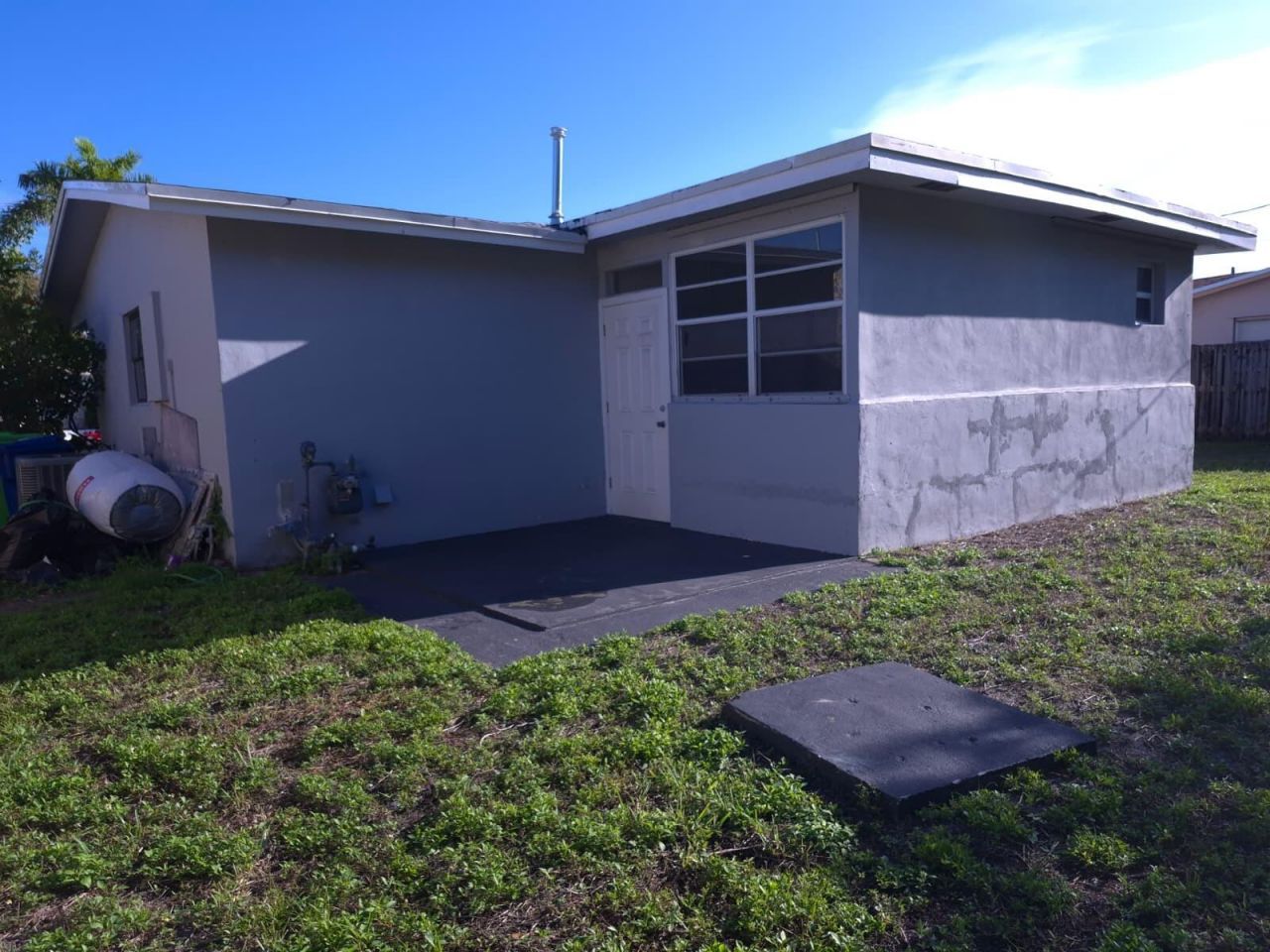 9040 NW 26th Place, Sunrise, FL 33322 Photo