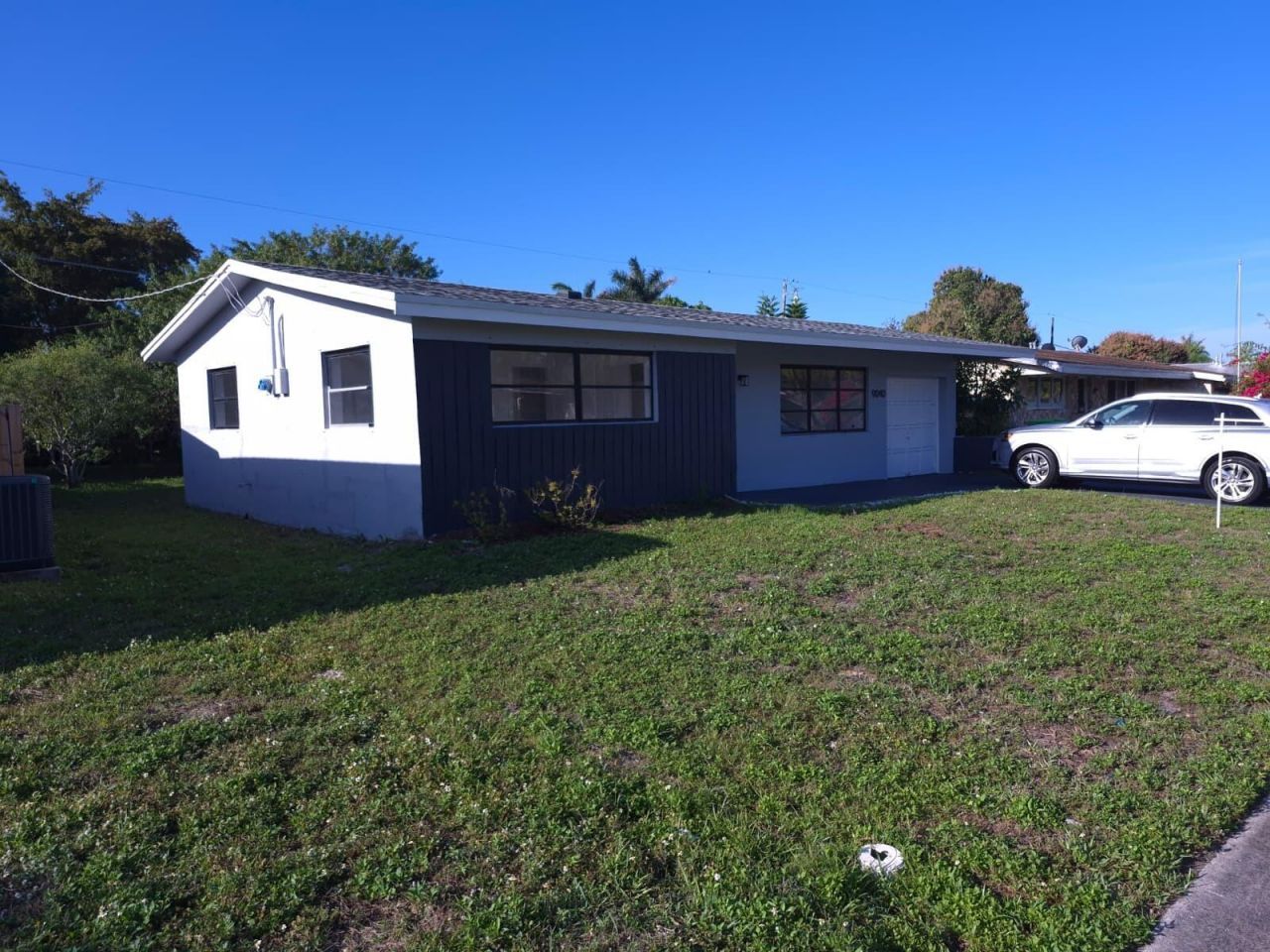 9040 NW 26th Place, Sunrise, FL 33322 Photo