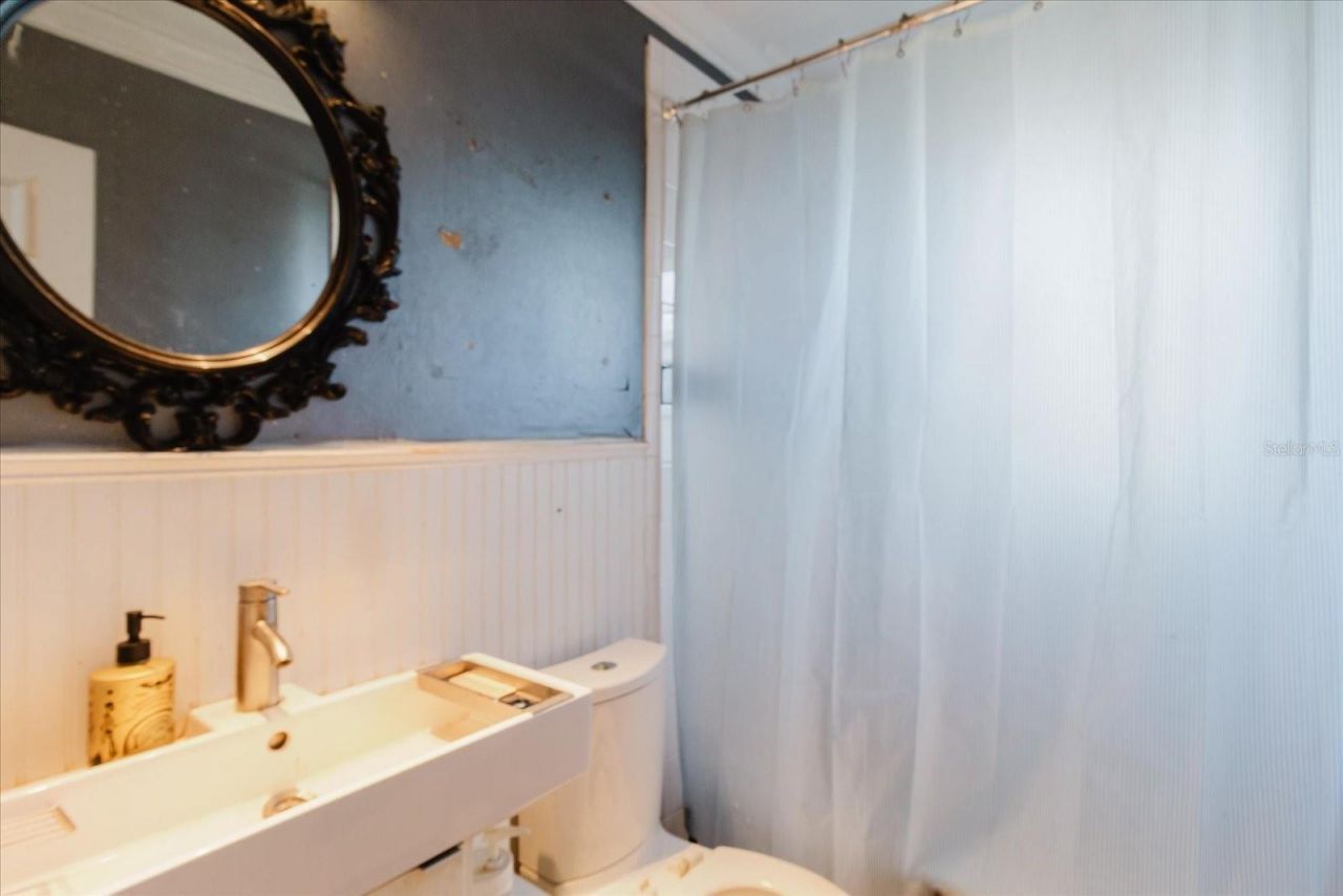 765 60th Avenue Ne, Saint Petersburg, FL 33703 Photo