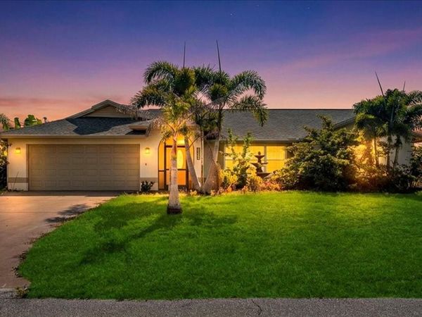 11195 SEABREEZE AVENUE , PORT CHARLOTTE, FL 33981