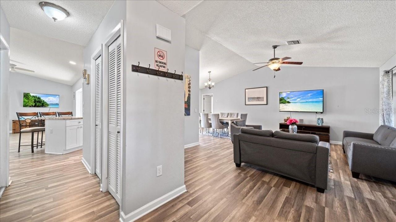 11195 Seabreeze Avenue , Port Charlotte, FL 33981 Photo