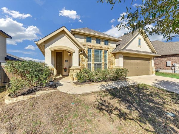 135 Tailwind DR, Kyle, TX 78640
